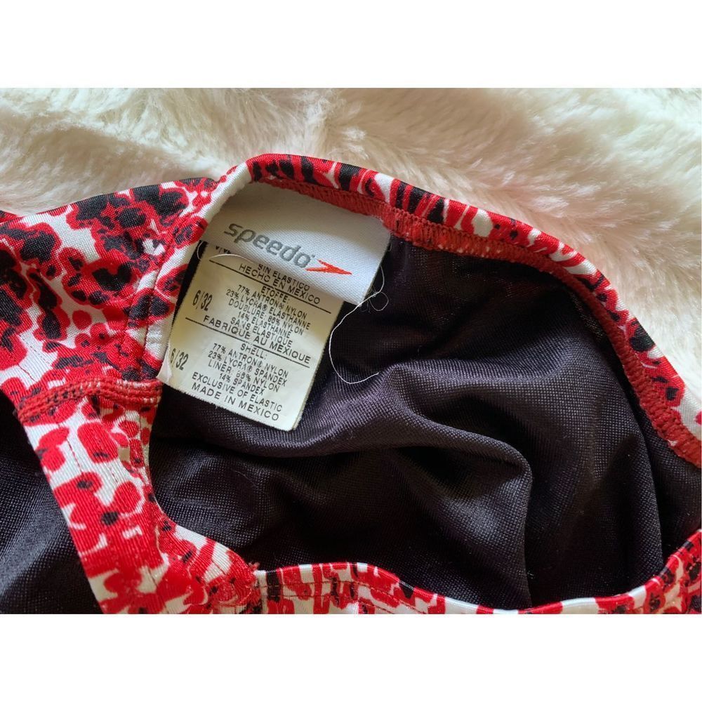 Red and white Speedo One Piece swimsuit for Competition size 32 - Picture 4 of 5